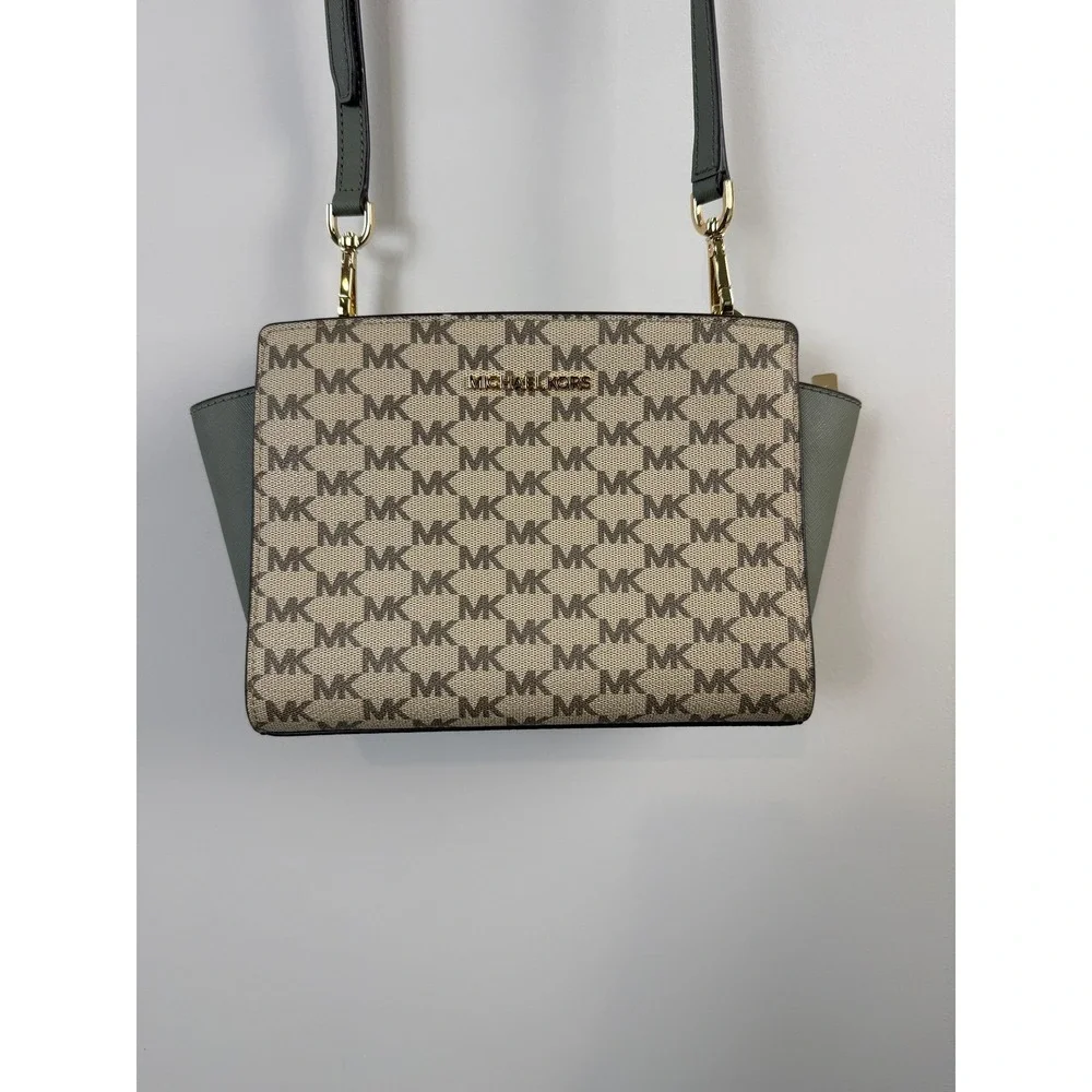 Michael Kors Messenger Bag Medium Olive Green Selma Saffiano Leather MK‎ Logo